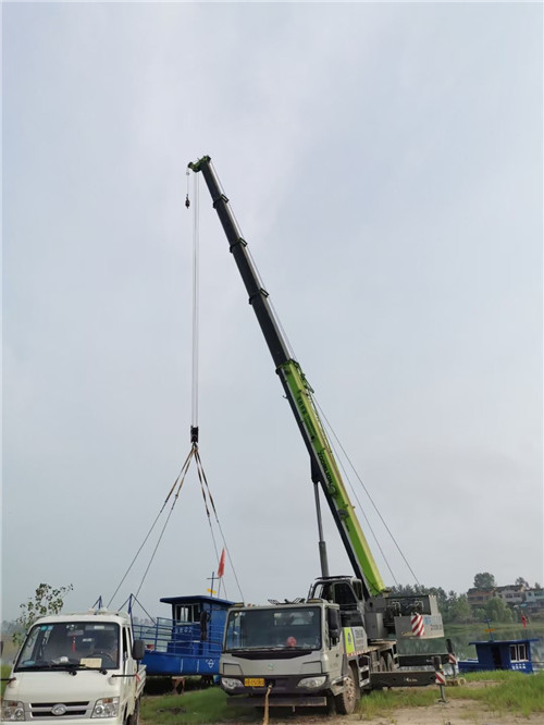 阿拉尔市桥梁建设吊装案例